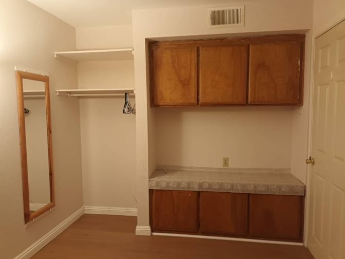 Lynn's room