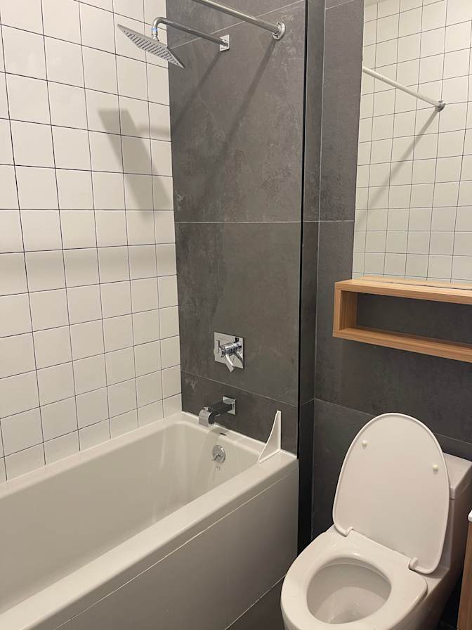 BROOKLYN APARTMENT SHARE LONG OR SHORT TERM's room