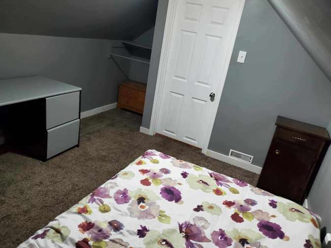 Dina Castillo's room