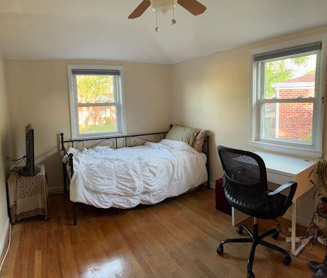Saania Bhalwani's room