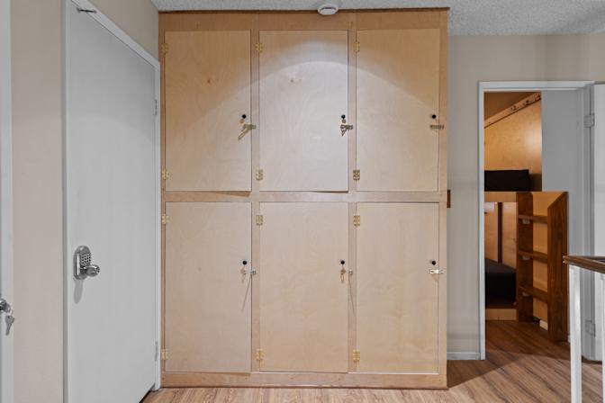 Nik's room