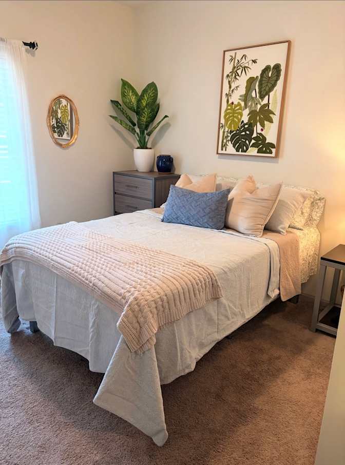 Julez's room