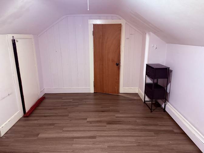 Sherley's room