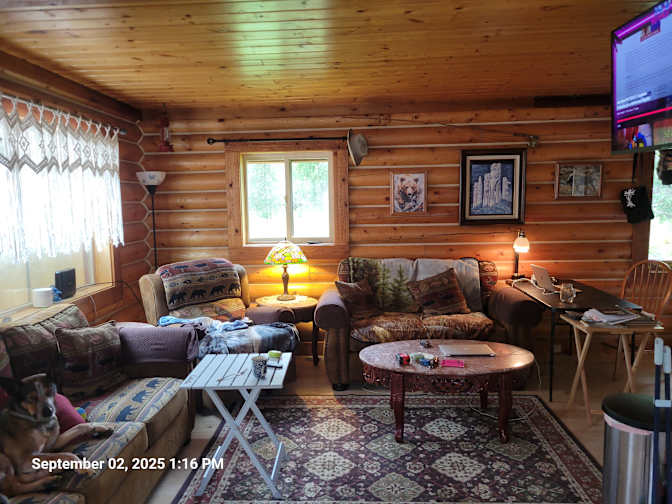 Kyle Thomas Lowe's room