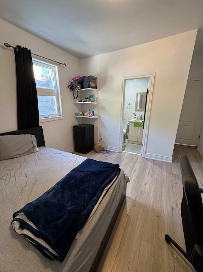 Sophie's room