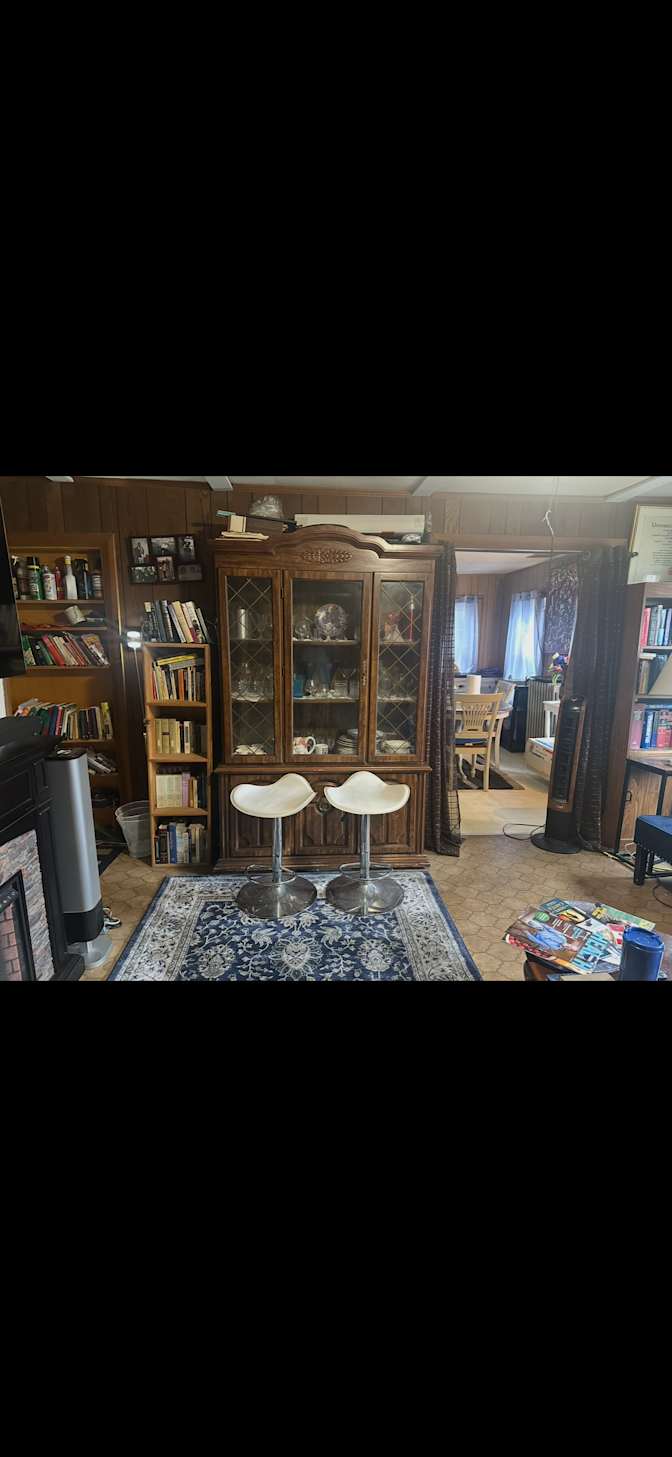 Len's room