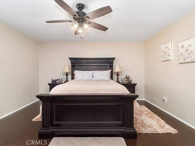 Rose Cam's room