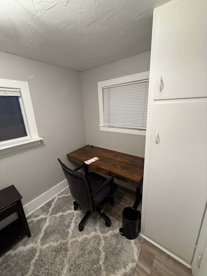 Otoniel's room