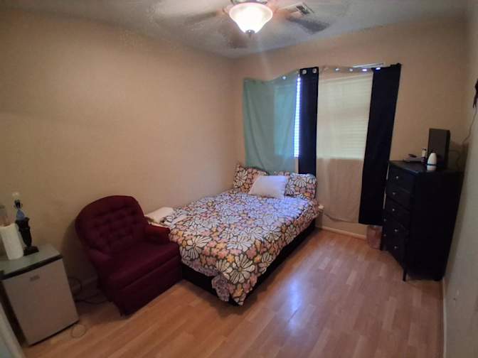 Peace's room