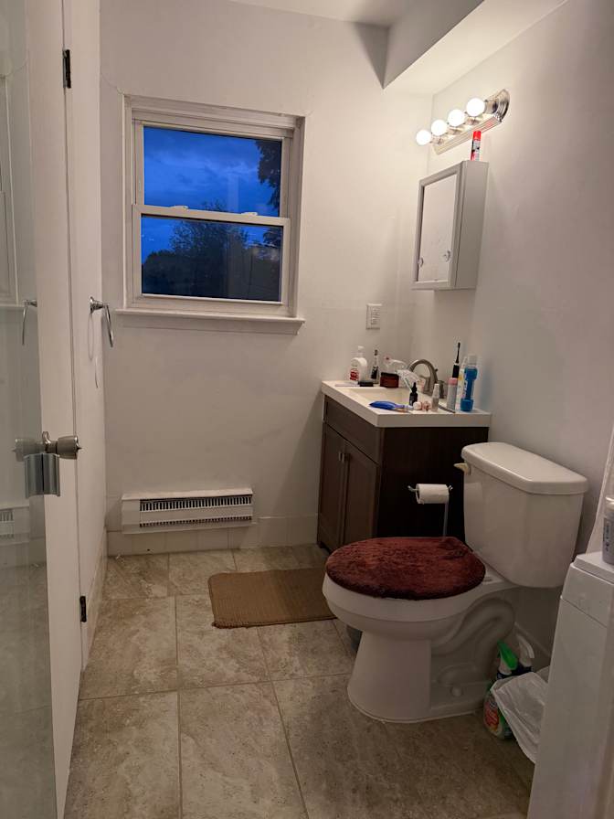 Ali's room