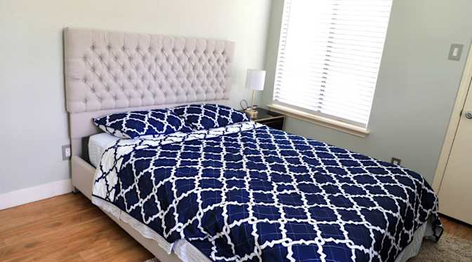 Vivian's room