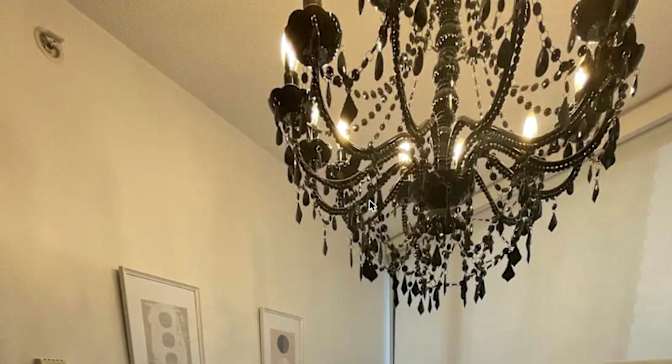Van House's room