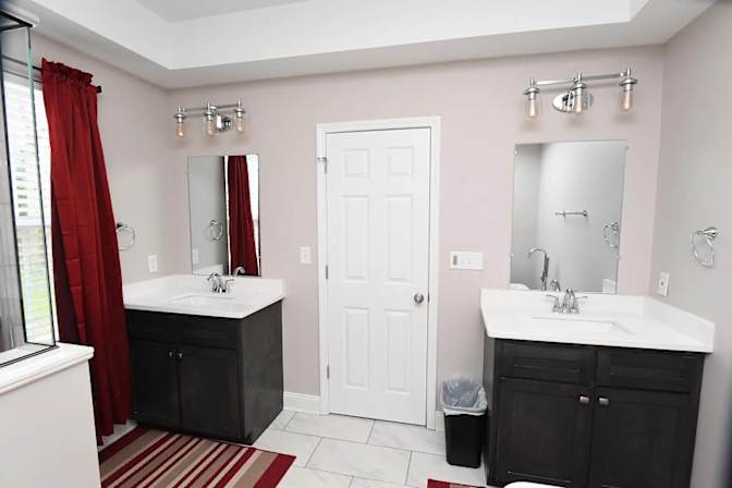 Alcove Rooms's room