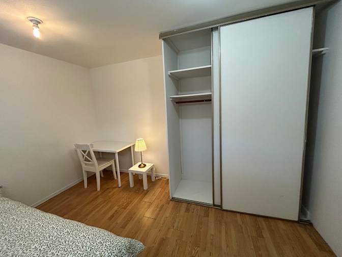 Shirin's room