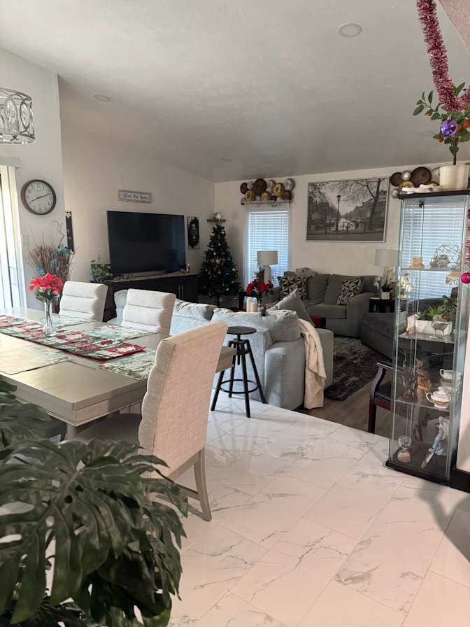 Monica Conrique's room