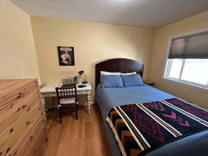 Annie's room