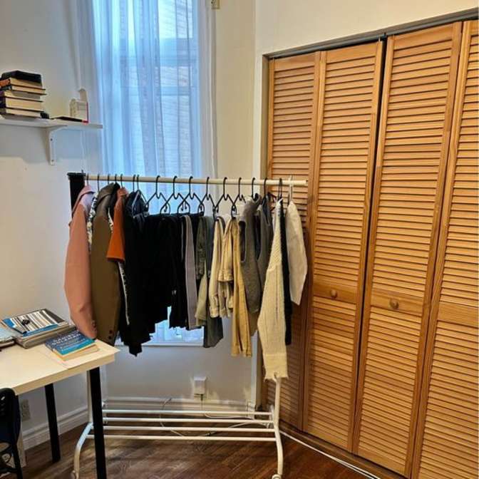 Emir's room
