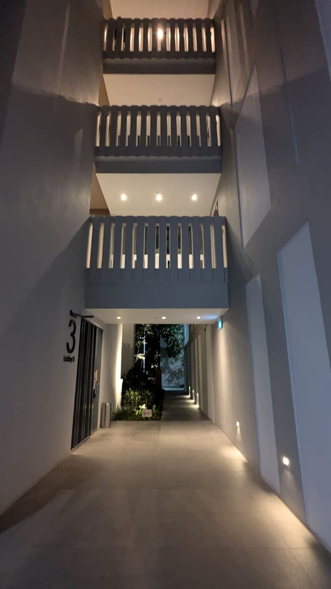 Shirley Tan's room