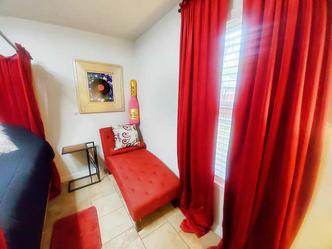 Sandra's room
