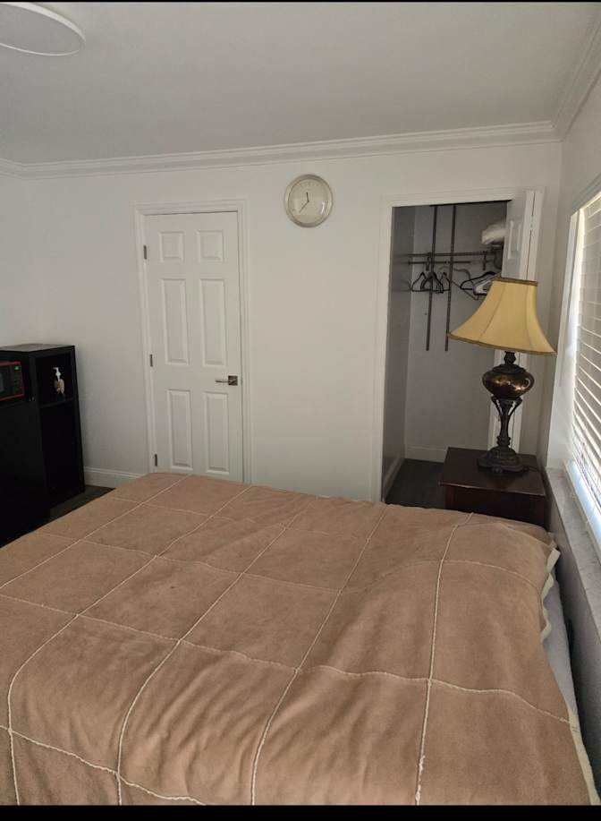 lewis's room