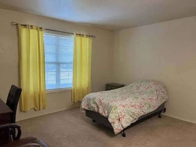 Cecilia's room