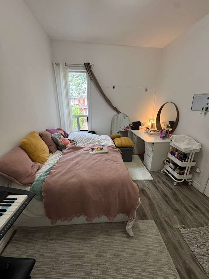S's room