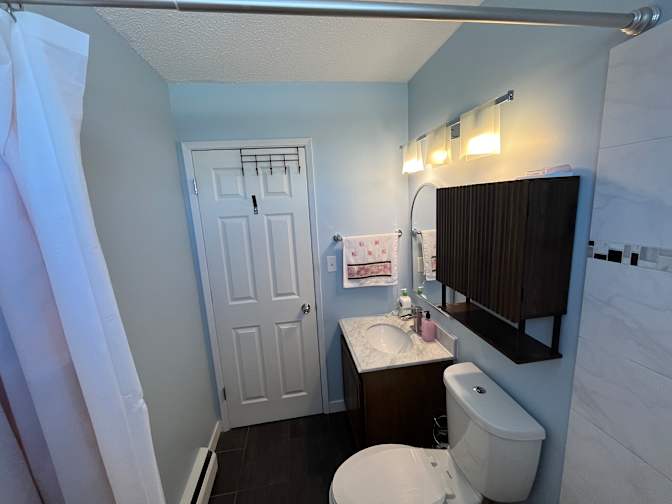 Alexa Gregory's room