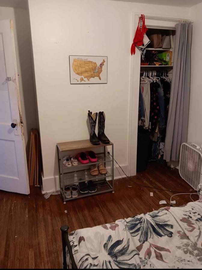 Aley's room