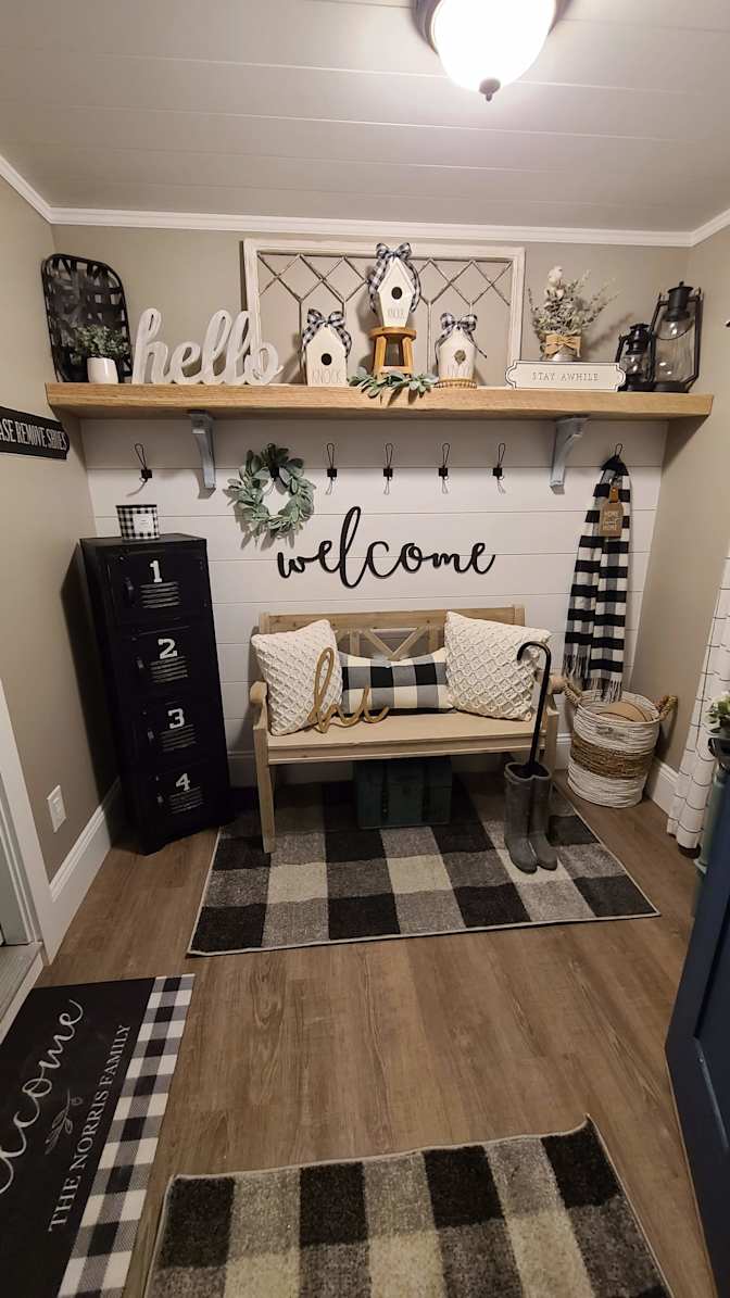 Kelly's room