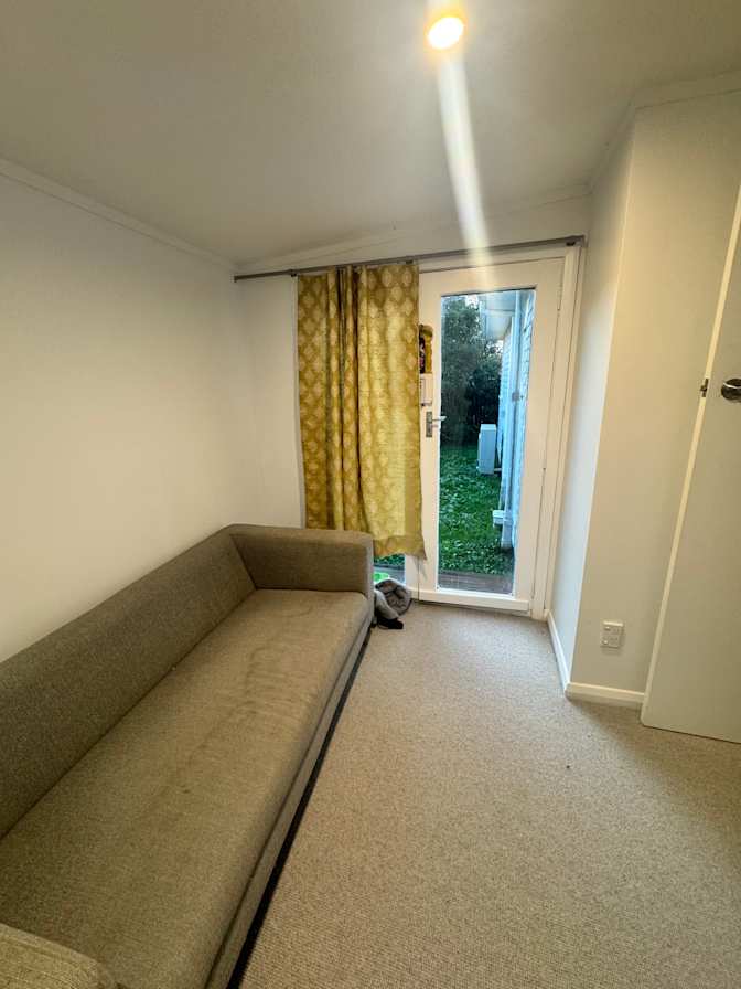 Varun's room