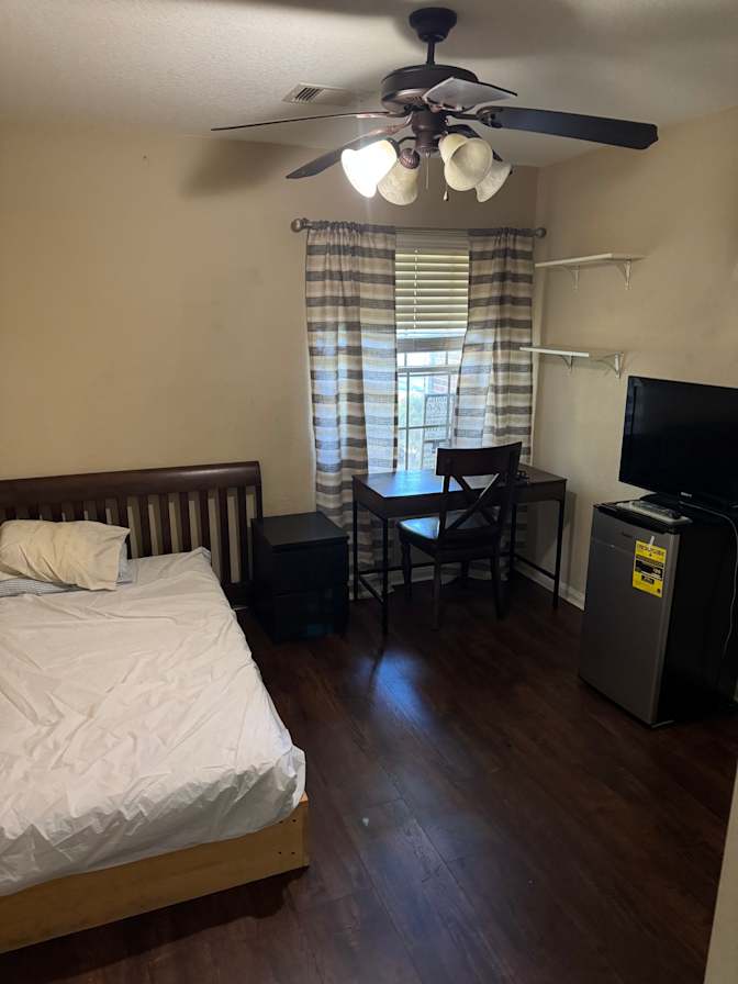 Edgar's room