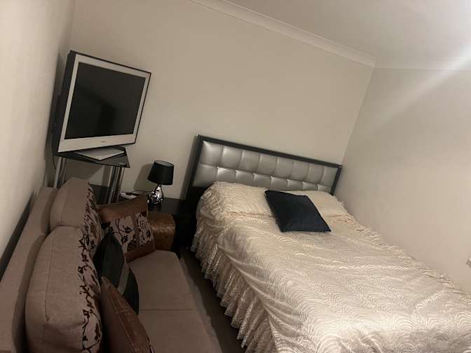 Deniz's room