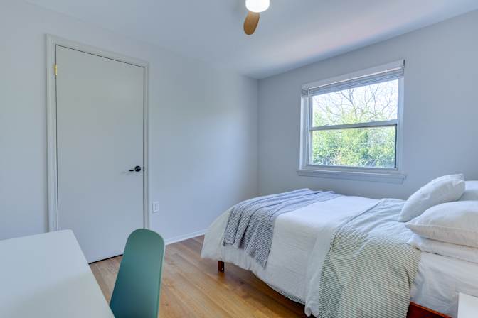 Stephanie's room