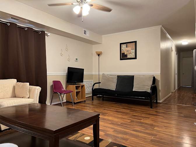 Alcove Rooms's room