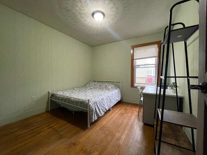 Tabby's room