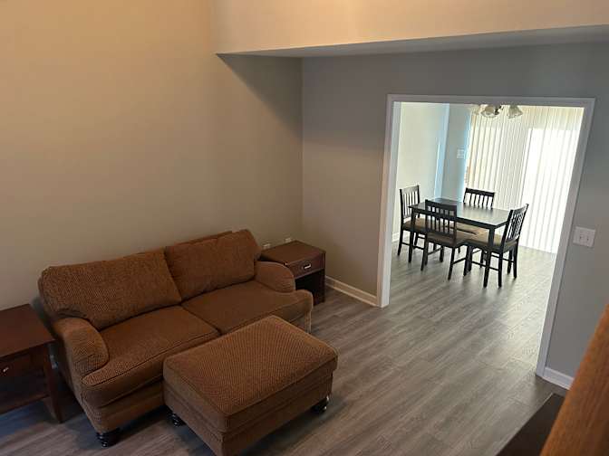 Alcove Rooms's room