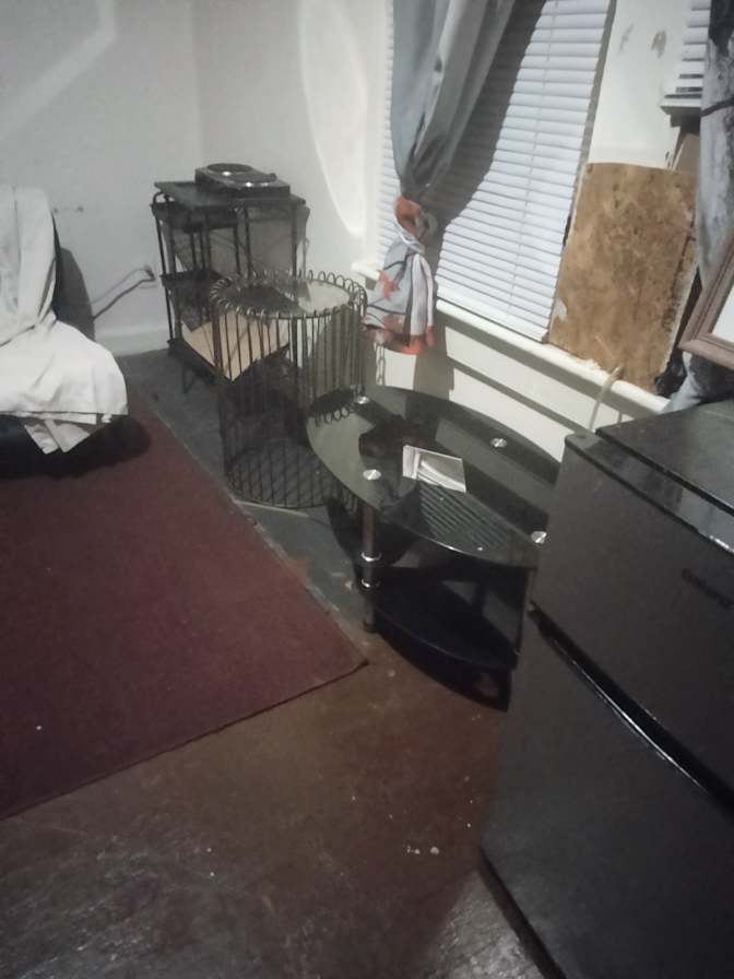 Alice's room