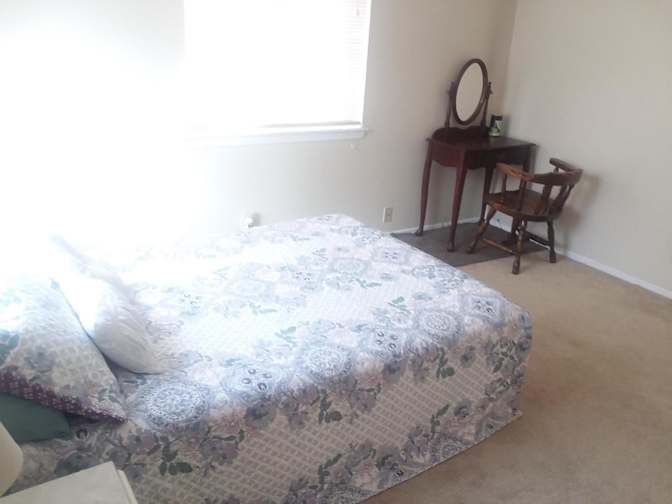Claudia's room