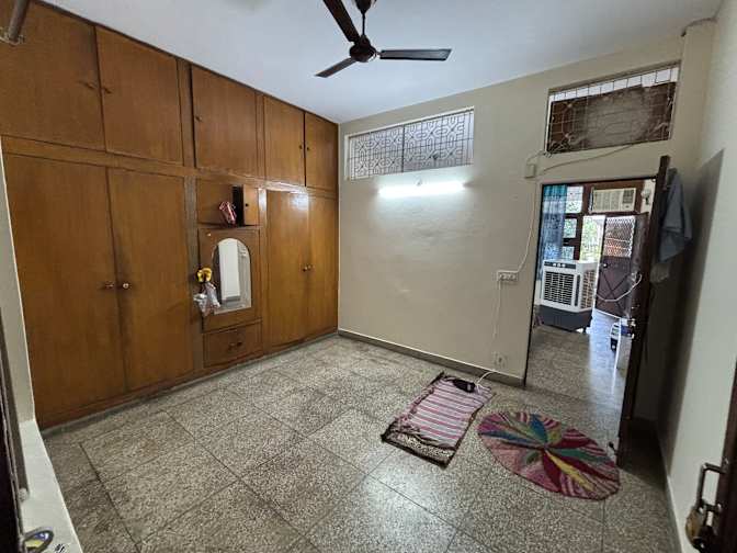 Vikas's room