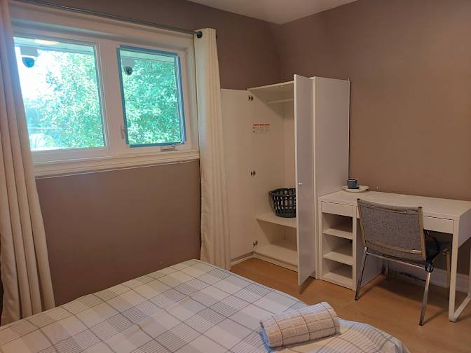 Lien's room
