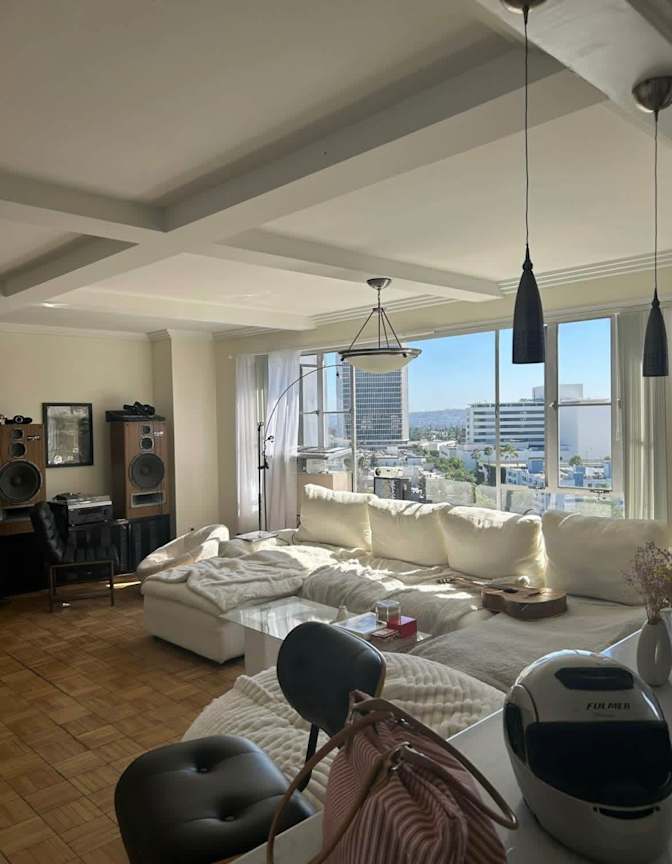 Shelton Taylor's room