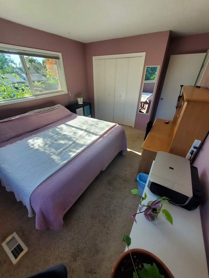 SILAS's room