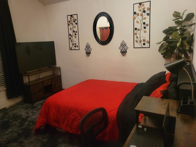 Cindy's room