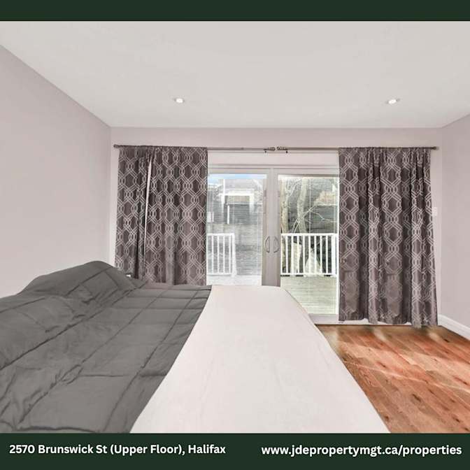 JDE Property Management Inc.'s room