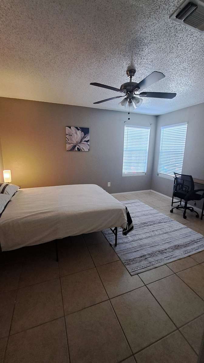 PadSplit's room