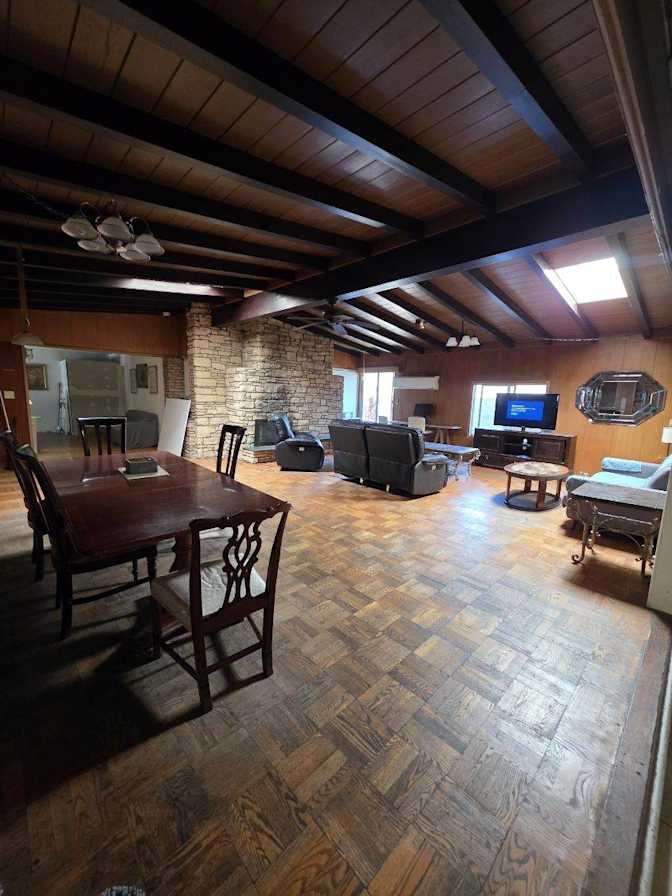Ron Garland's room