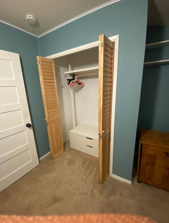 KC Cassily's room