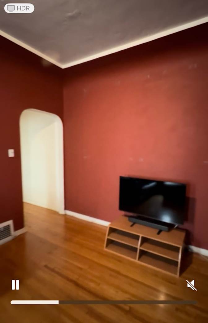 Allen S's room