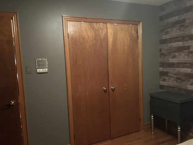 Andrew Holder's room