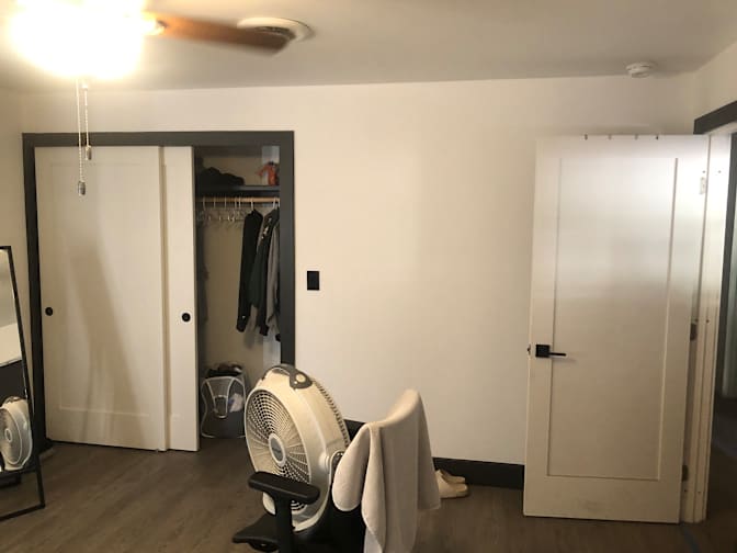 ray's room